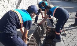 Soma’da yağmursuyu ızgaralarına temizlik