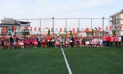 Cumhuriyet Futbol Turnuvası’nın kazananı dostluk oldu