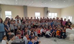 Koca Seyit romanının yazarı öğrencilerle buluştu