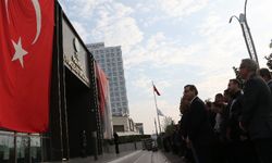 Manisa Büyükşehir personelinden Ata'sına saygı