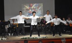 Manisa'da lise öğrencilerinden muhteşem program