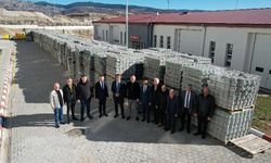 Demirci Açık Ceza İnfaz Kurumu’na kilit parke desteği