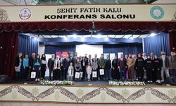 Manisa’da “Kalbimdeki İyilik Filistin” adlı şiir yarışması düzenlendi