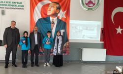 Okul birincilerine Kur’an-ı Kerim hediye edildi