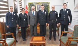 Salihli’de 4 komiser yardımcısı terfi etti