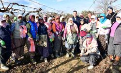 Başkan Öküzcüoğlu'ndan tarım işçilerine ziyaret