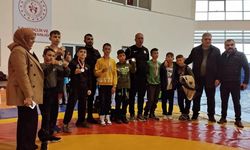 Serbest Güreş Şampiyonasında Manisa’yı Sarıgöl temsil edecek