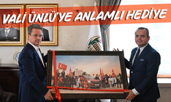 Kaymakam Fatih Akkaya’dan Vali Ünlü’ye anlamlı hediye