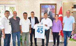 Yunusemre Belediyespor’dan İl Müdürü Yunus Öztürk’e ziyaret