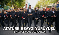 Binlerce Manisalı Atatürk'e saygı için yürüdü