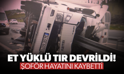 Akhisar’da et yüklü tır devrildi! Şoför kaybetti