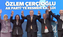 Özlem Çerçioğlu, AK Parti'ye resmen katıldı