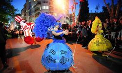 Mesir coşkusu sokaklara taştı