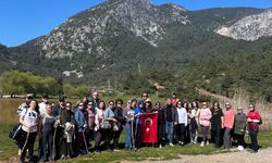 Şehzadeler'de doğaseverler yürüyüşte buluştu