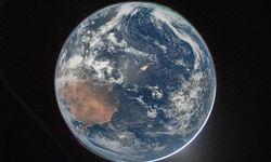 Artemis II’den Dünya karesi: Uzaydan büyüleyen görüntü