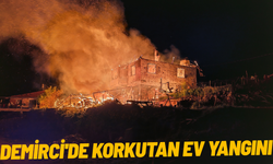 Demirci'de korkutan ev yangını