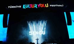 Bengü'den Manisa'da muhteşem gece