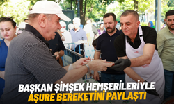 Başkan Hakan Şimşek hemşerileriyle aşure bereketini paylaştı