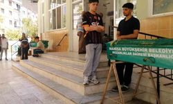 Silahlı saldırıda öldürülen baba ve oğluna hüzünlü veda