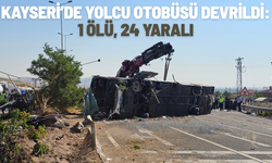 Kayseri’de yolcu otobüsü devrildi: 1 ölü, 24 yaralı