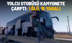 Yolcu otobüsü kamyonete çarptı: 1 ölü, 15 yaralı