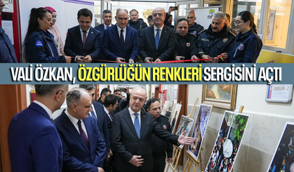Vali Özkan, Özgürlüğün Renkleri sergisini açtı