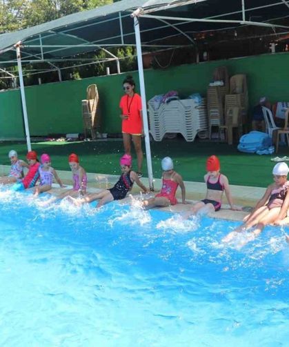 Turgutlu'da yaz spor okuluna yoğun ilgi