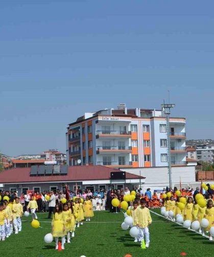 Selendi’de 23 Nisan coşkusu