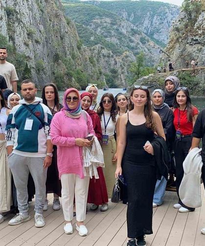 Manisalı gençler ‘Yeşil Adımlar Projesi’ ile yurt dışına açıldı