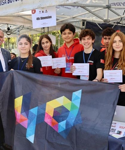 MANİFEST’te 30 bin öğrenci bilimin farklı yönlerini keşfetti