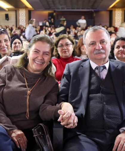 Yunusemre'de Sevgililer Günü'ne özel muhteşem konser