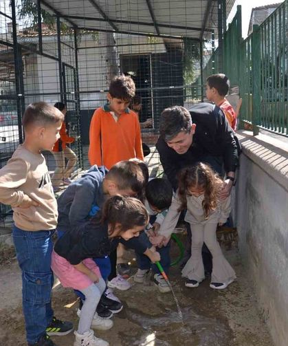 Manisa'da okul bahçeleri bağa dönüşüyor