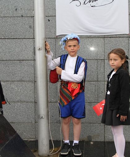 Manisa ilçelerinde 23 Nisan coşkusu