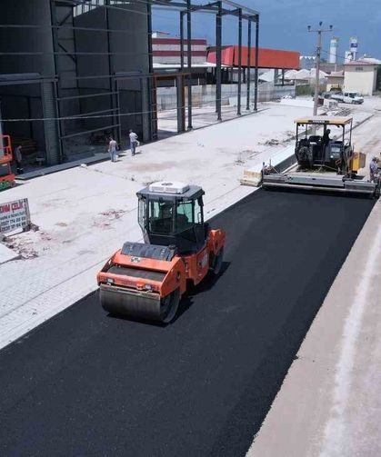 Turgutlu'da 3 bin tonluk asfalt hamlesi