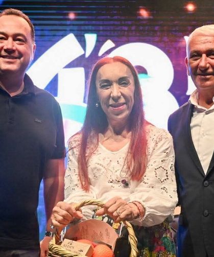 Başkan Dutlulu 48. Güzelyurt Portakal Festivali'ne katıldı