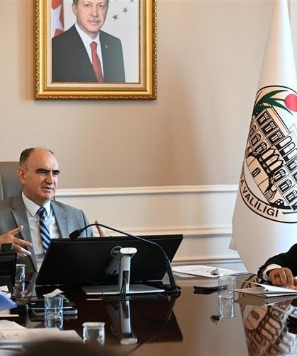 Vali Özkan: 'Güçlü aile, güçlü toplum ve güçlü devlet anlayışının temelini oluşturmaktadır'