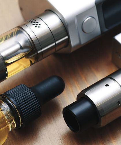 Uzmanlar uyardı: Elektronik sigaranın buharı kimyasallarla dolu