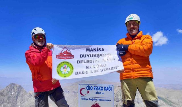 Cilo Reşko Dağı zirve tırmanışı başarı ile tamamlandı