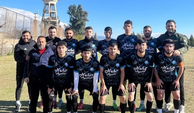 İmam Hatipliler Gençlikspor devreye namağlup lider girdi