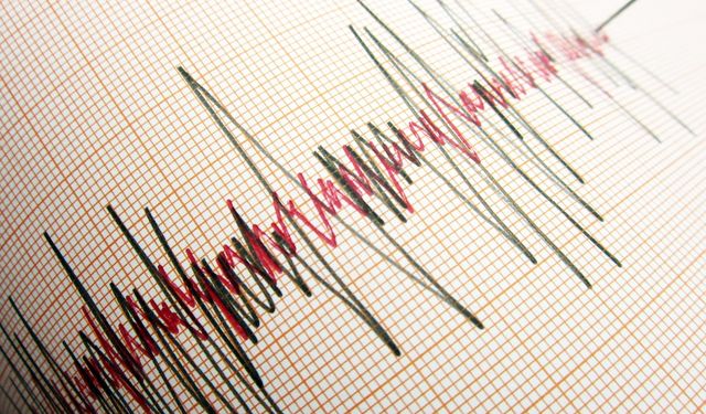 Japonya’da 6.9 büyüklüğünde deprem