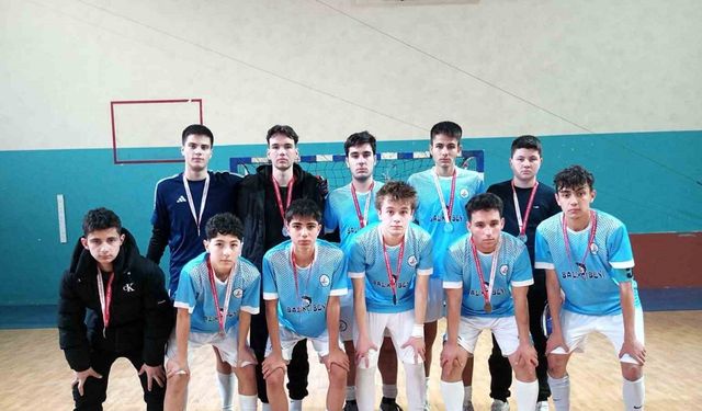 Manisa’da Okul Sporları Futsal Gençler İl Birinciliği müsabakaları sona erdi