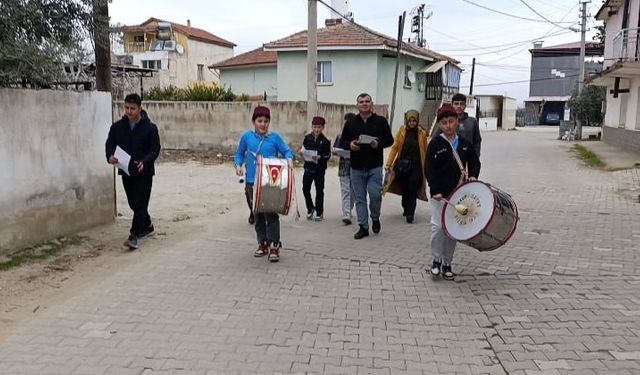 Ramazan geleneğini çocuklar yaşattı