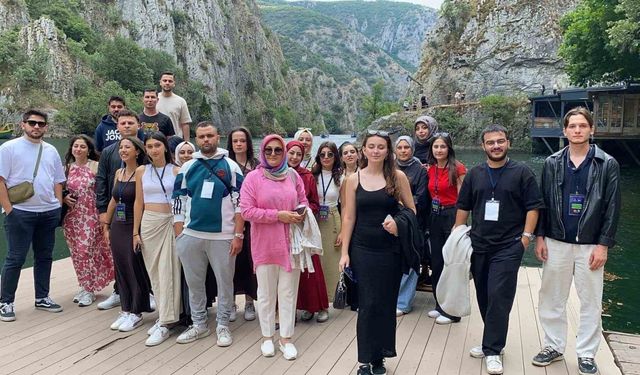 Manisalı gençler ‘Yeşil Adımlar Projesi’ ile yurt dışına açıldı