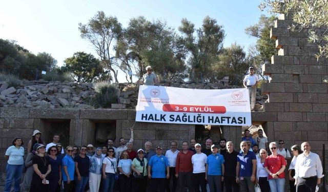 Aigai antik kentinde sağlık için yürüdüler