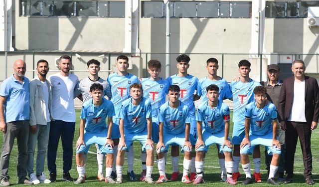 Yunusemre’nin şampiyon gençleri 1. Amatör Lig’de