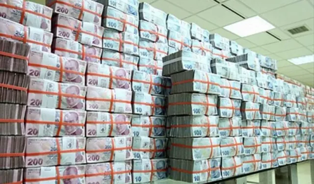 Yılbaşı çekilişinde büyük ikramiye belli oldu!