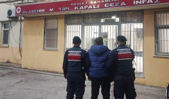 Alaşehir’de sentetik ecza operasyonu: 1 tutuklama