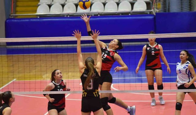 Yunusemre’nın genç sultanları liderliğini sürdürdü