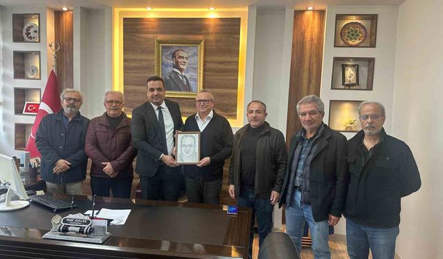 Kaymakam Dalak'ı duygulandıran kara kalem portre