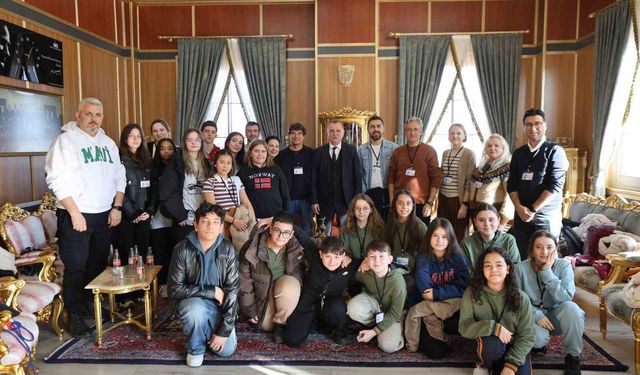 Başkan Balaban'dan öğrencilerin projesine destek